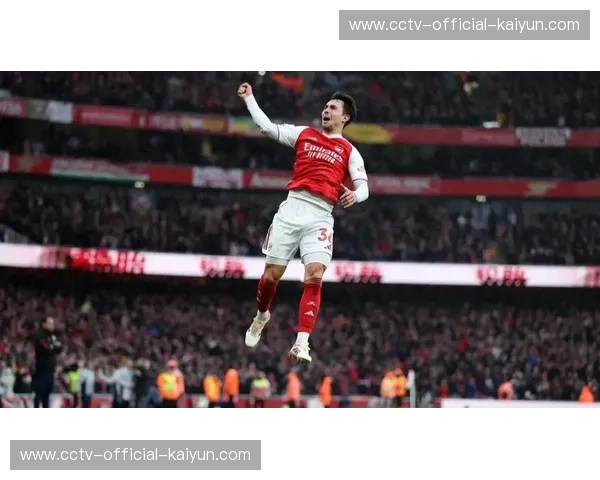 阿森纳3-0完胜桑德兰，赛季风格持续领跑英超